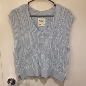Abercrombie & Fitch Vest
